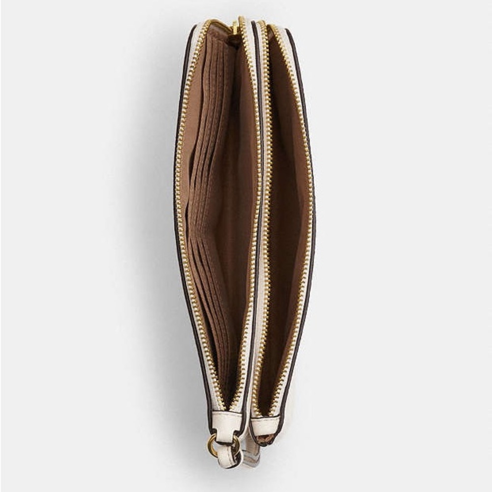 BRAND NEW Coach White Wristlet with Gold Hardware - Picture 2 of 5
